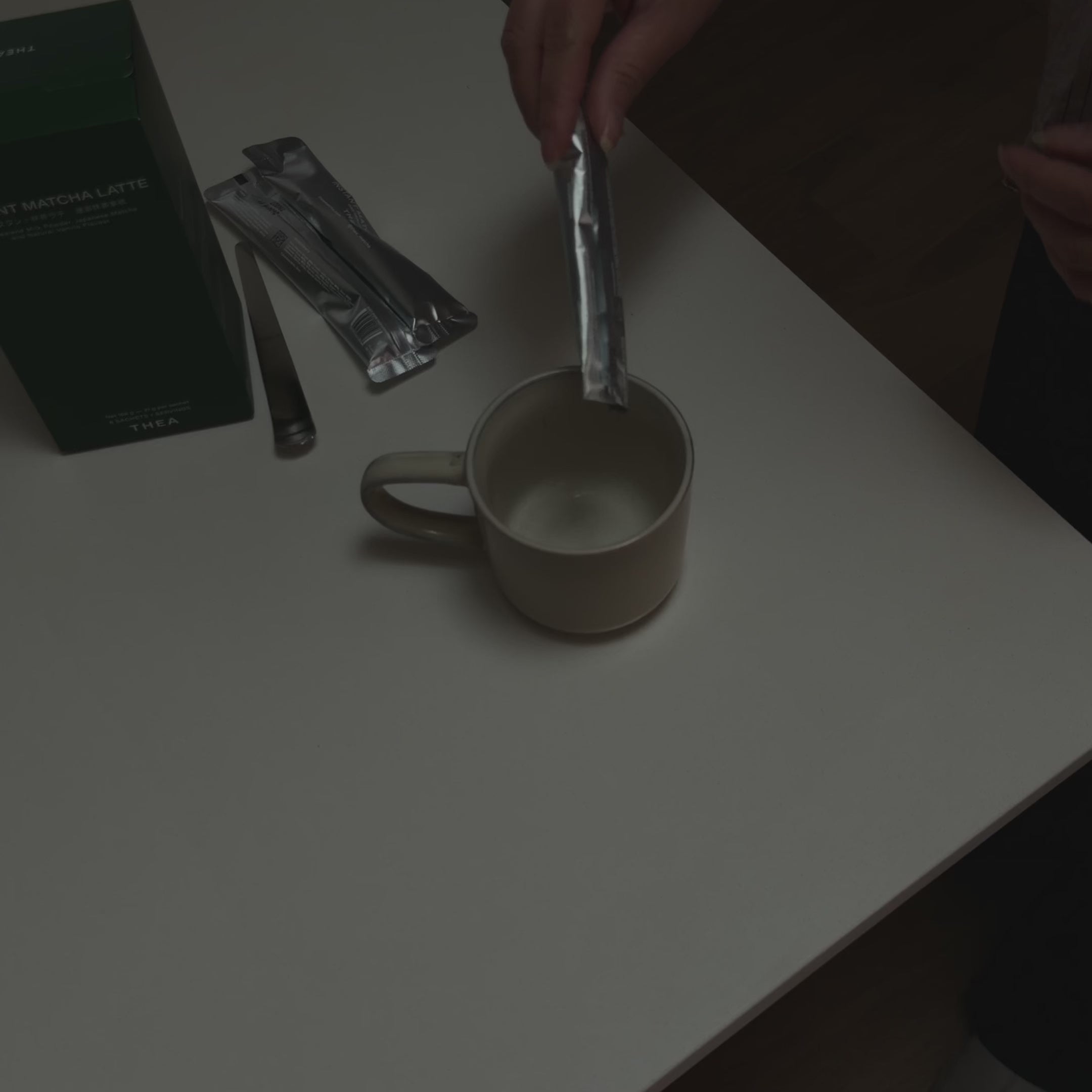 Instant matcha latte hot